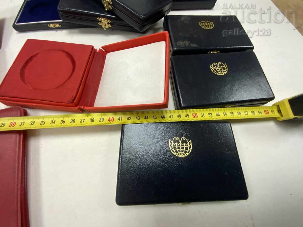 Lot of old boxes of plaques, medals, and orders - 5