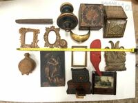 Lot obiecte din lemn sculptură lemn intarsie vechi aurire