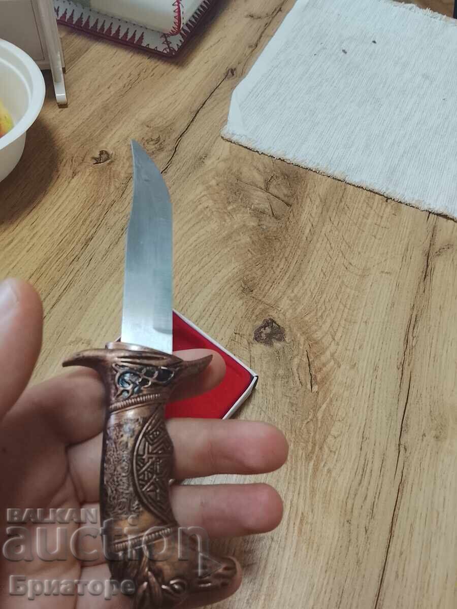 Аукцион Красив Сувенирен нож. No5