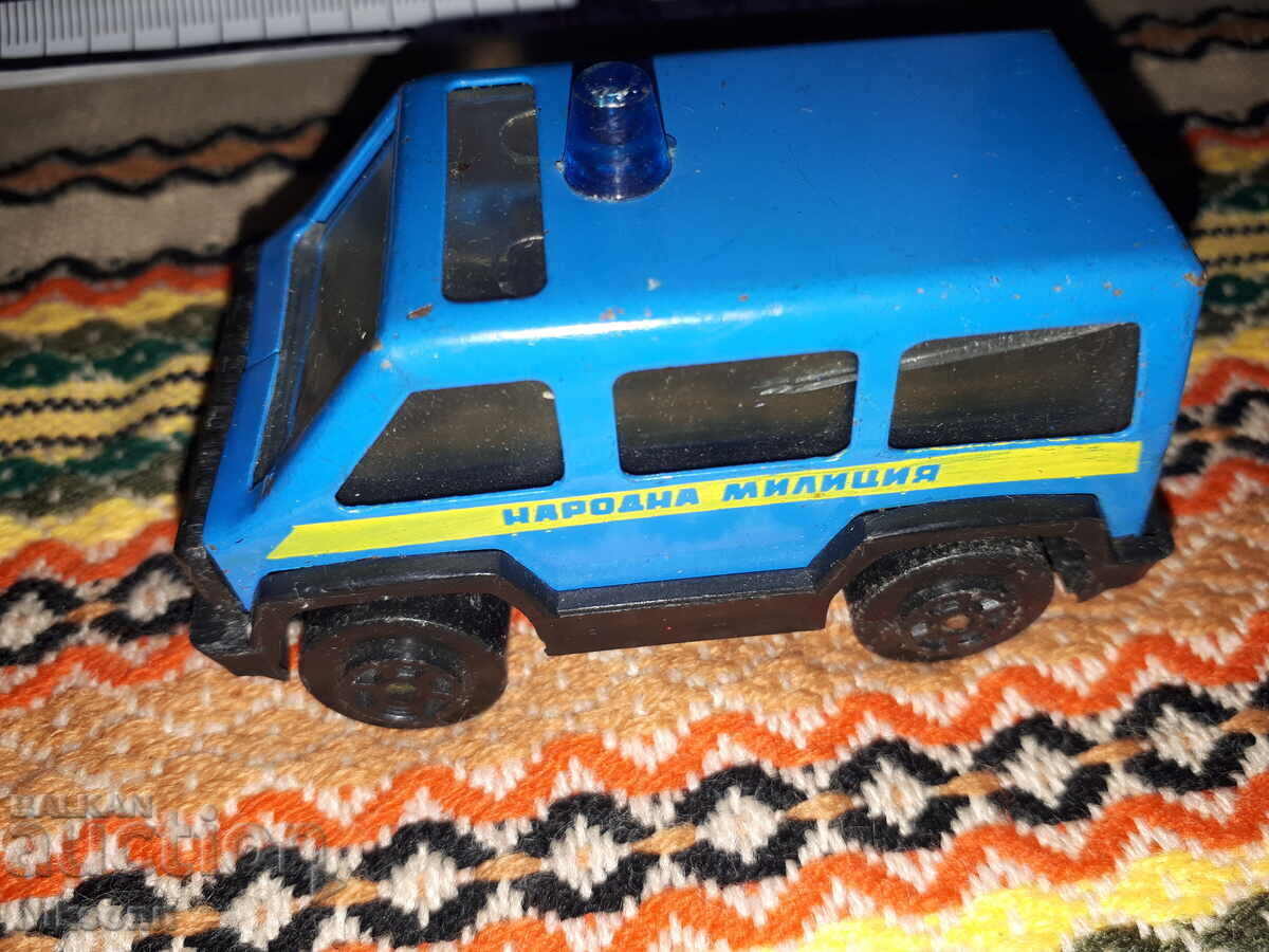 Λαϊκή Μιλιτσία!