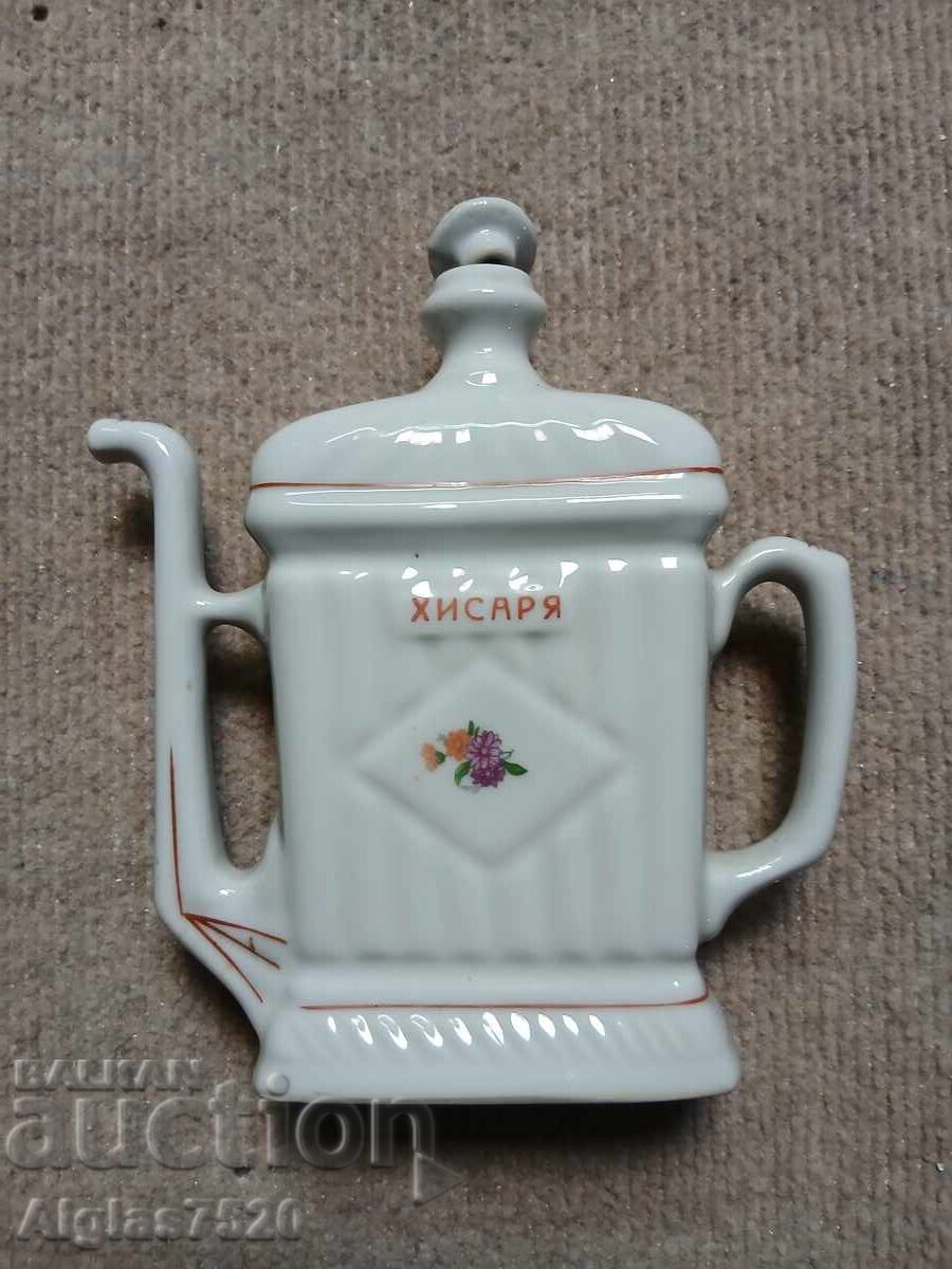 Παλαιό κεραμικό βάζο κατασκευής 1956 με τιμή 18.00 BGN | € 9.20 Παλαιό κεραμικό βάζο κατασκευής 1956 με τιμή 18.00 BGN | € 9.20