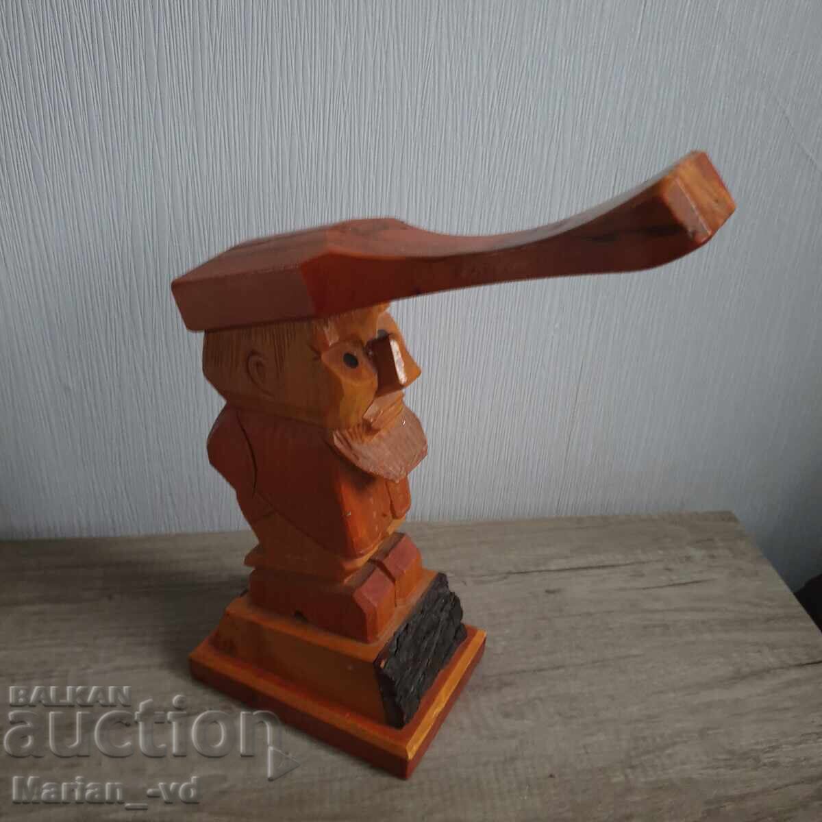 Стара дървена орехотрошачка - 6