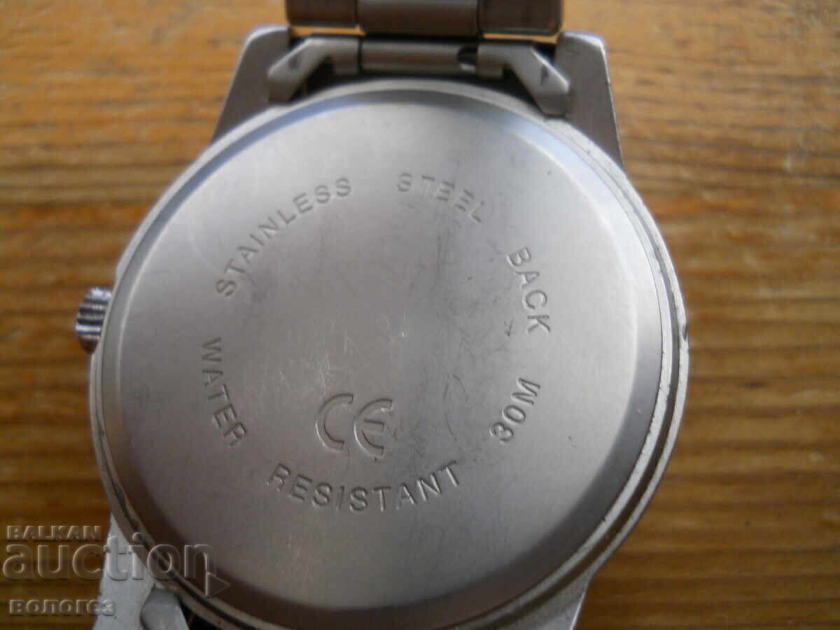 Аукцион Мъжки кварцов пилотски часовник "Pilot" - Швейцария Аукцион Мъжки кварцов пилотски часовник "Pilot" - Швейцария