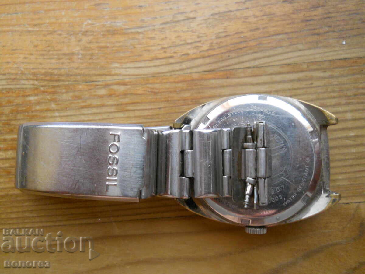 Delivery of Men's Quartz Watch "Fossil BIG TIC" - USA Delivery of Men's Quartz Watch "Fossil BIG TIC" - USA