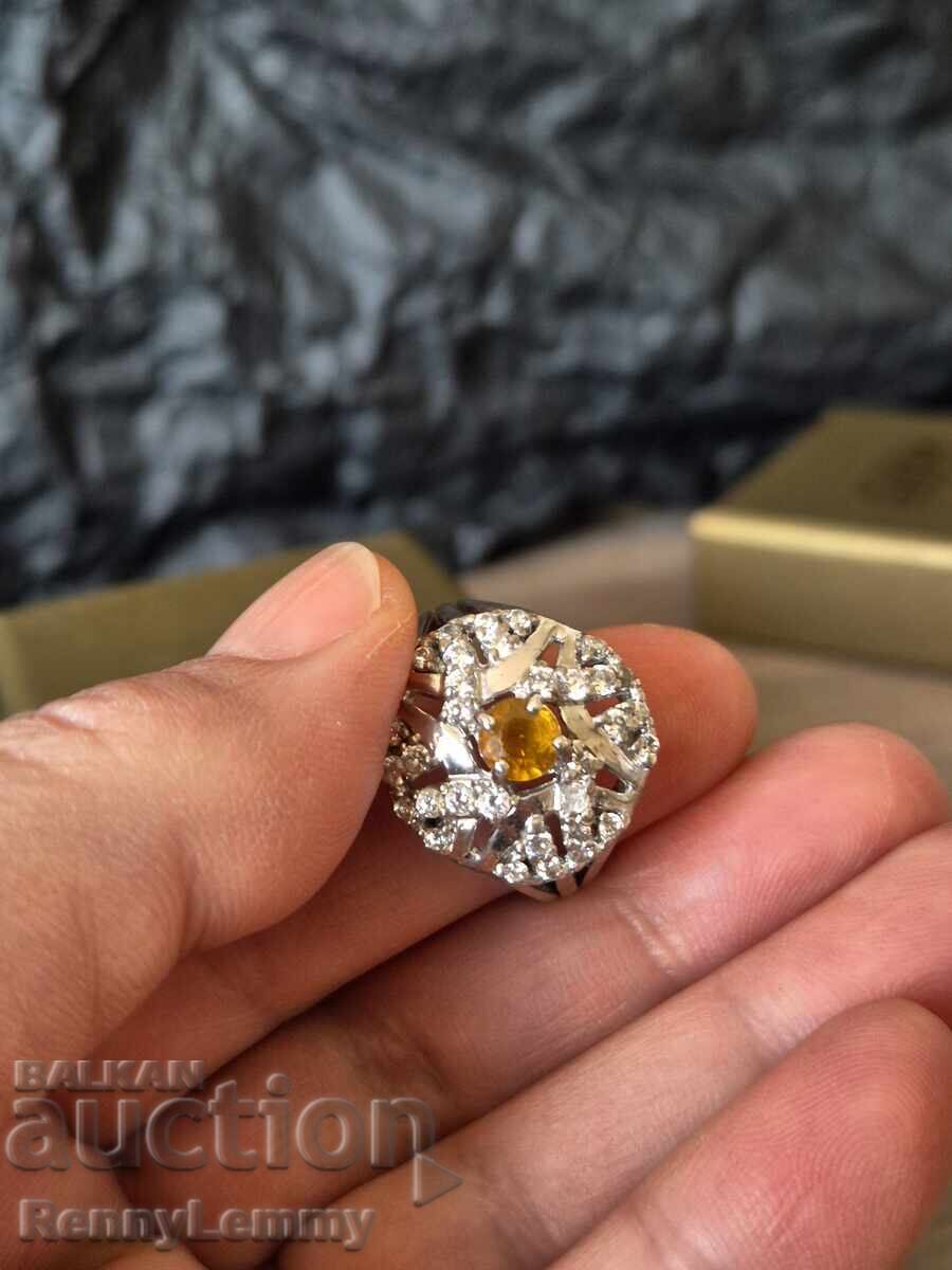 Παράδοση Αρχαίο ασημένιο δαχτυλίδι με ζαφείρι