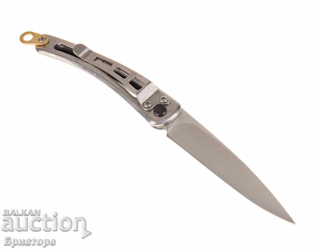 Auction  Beautiful engraved knife