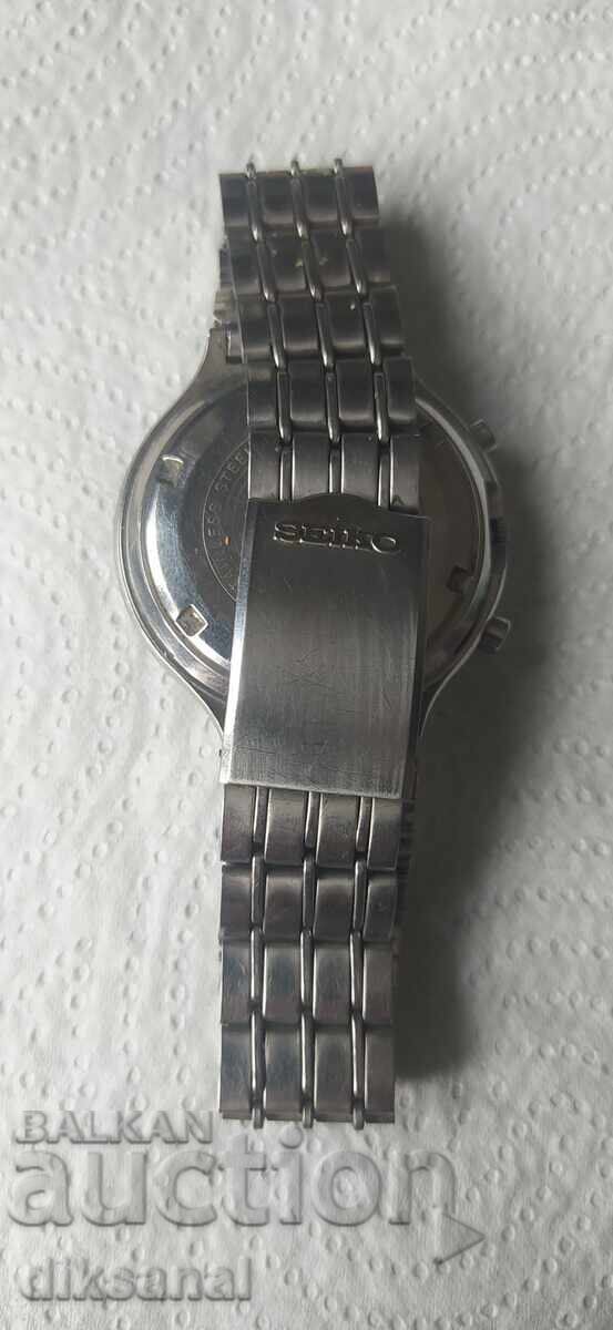 Auction  Seiko 5 Sports Speed-Timer 7015-8000. Seiko