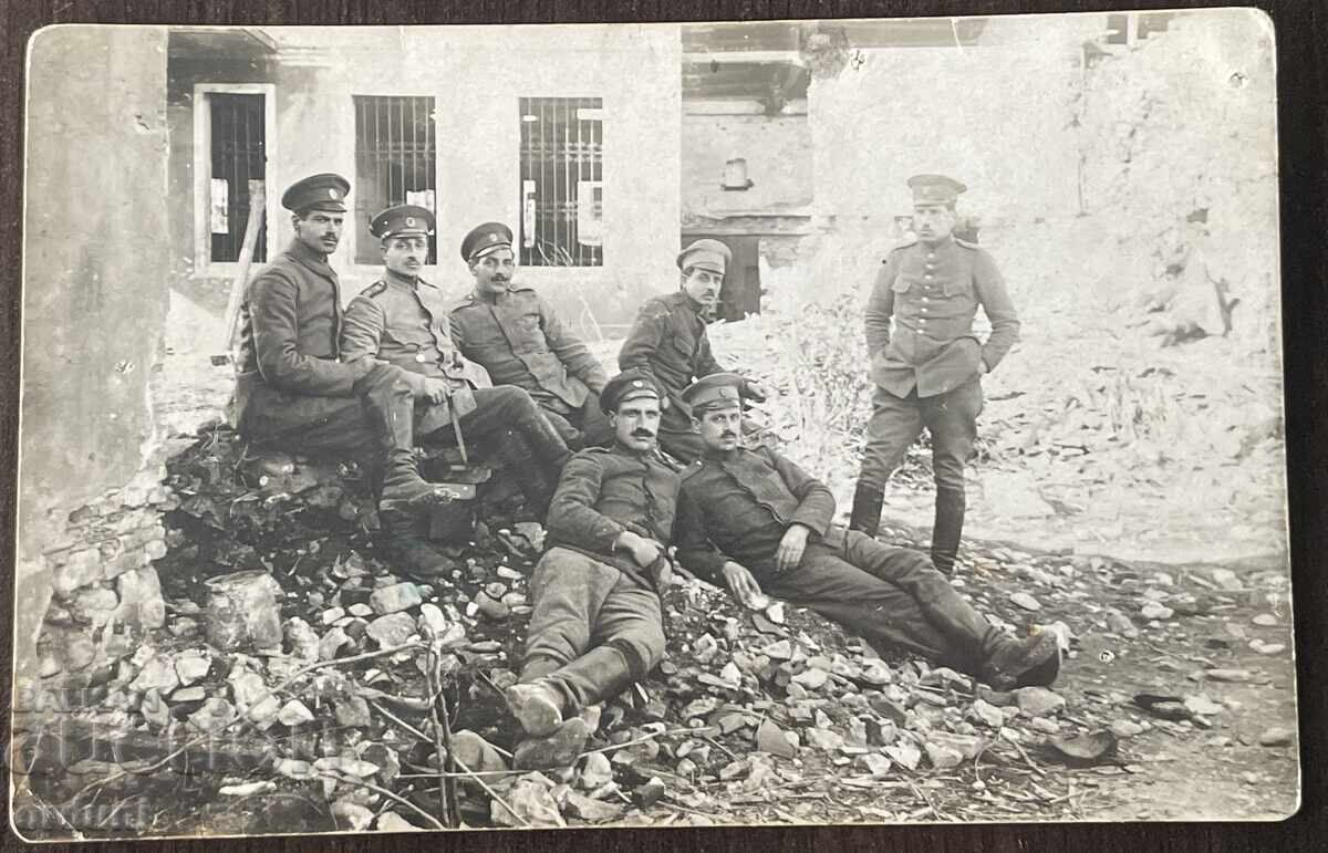 5206 Царство България офицери в руини 1918г. ПСВ
