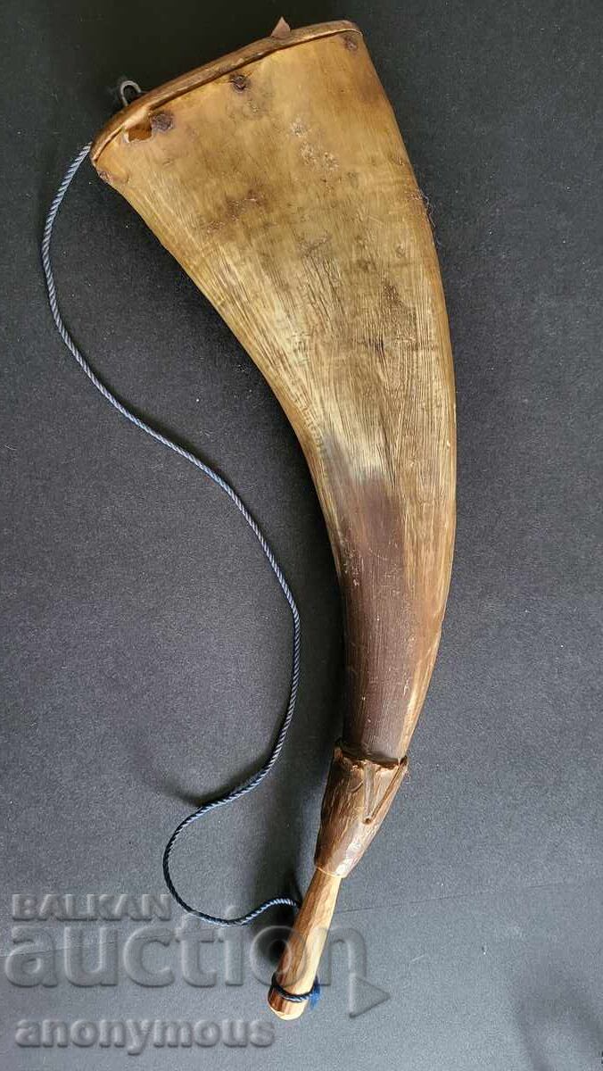 Delivery of Powder Flask, powder horn