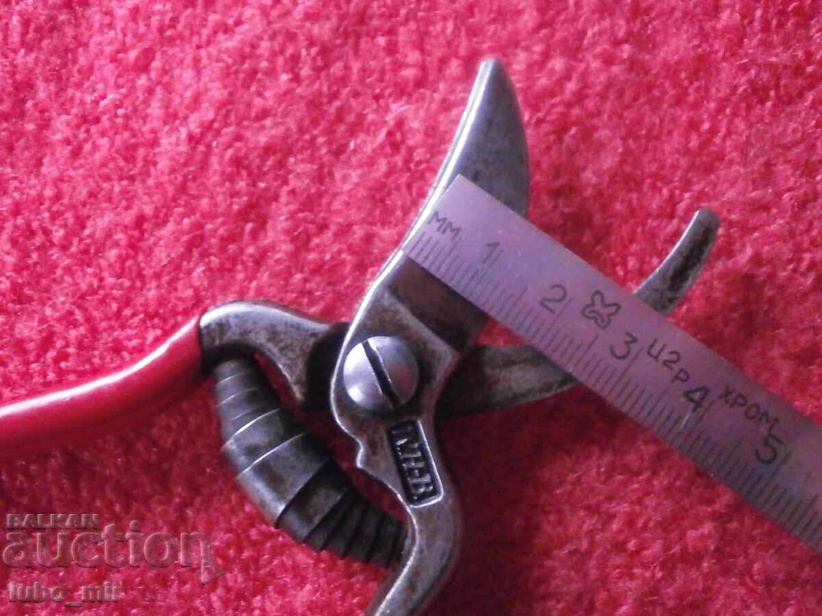 OLD MINI GRAPE HARVESTING SHEARS - 7