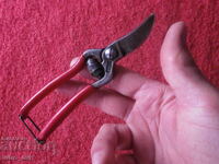 OLD MINI GRAPE HARVESTING SHEARS