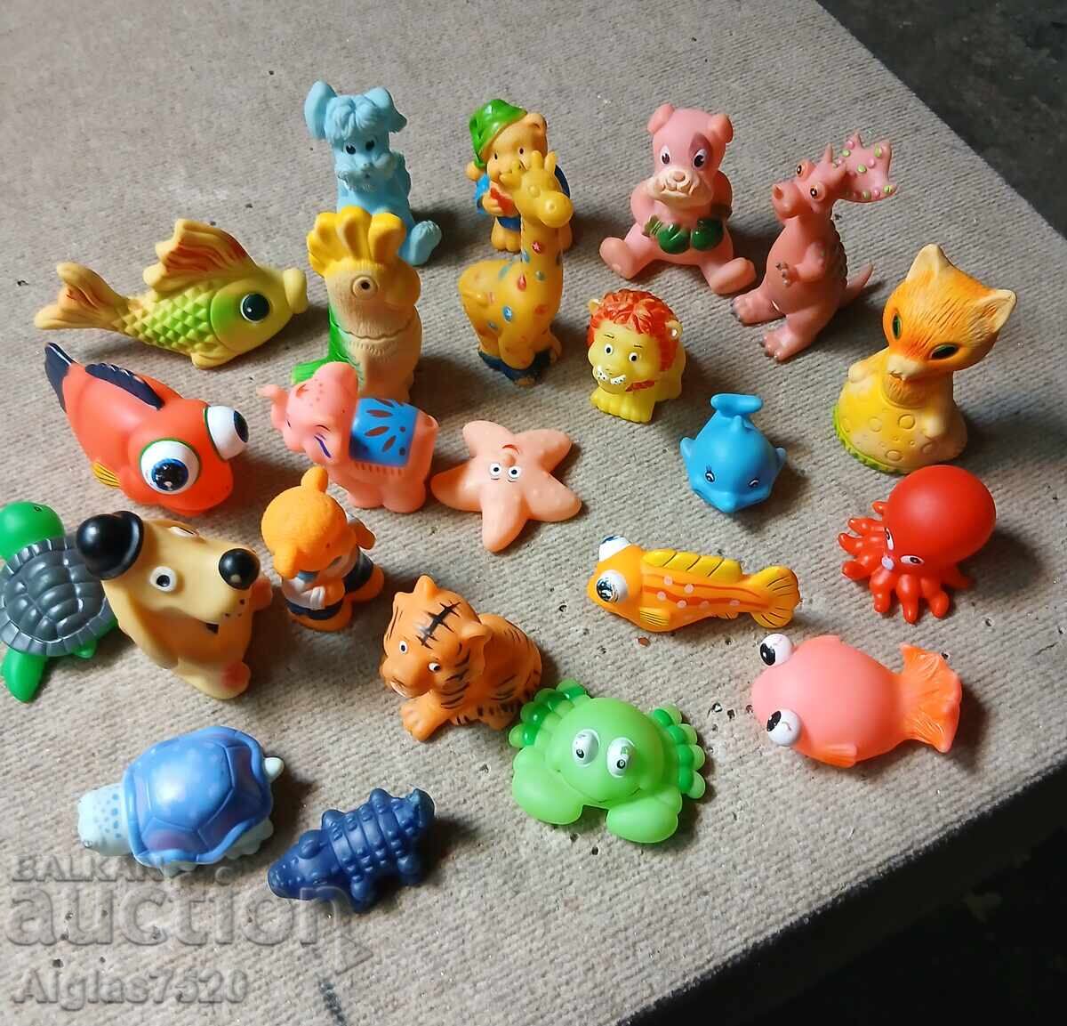 Παλιά παιδικά λαστιχένια παιχνίδια