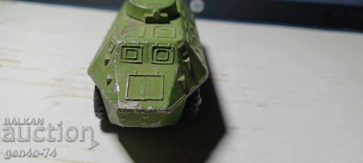 Licitație Model de transportor blindat (BTR)