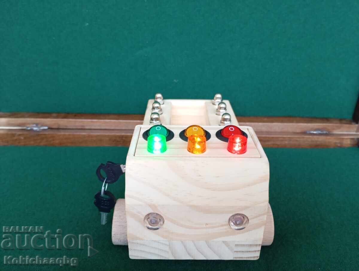 Δημοπρασία Ξύλινο Φορτηγό