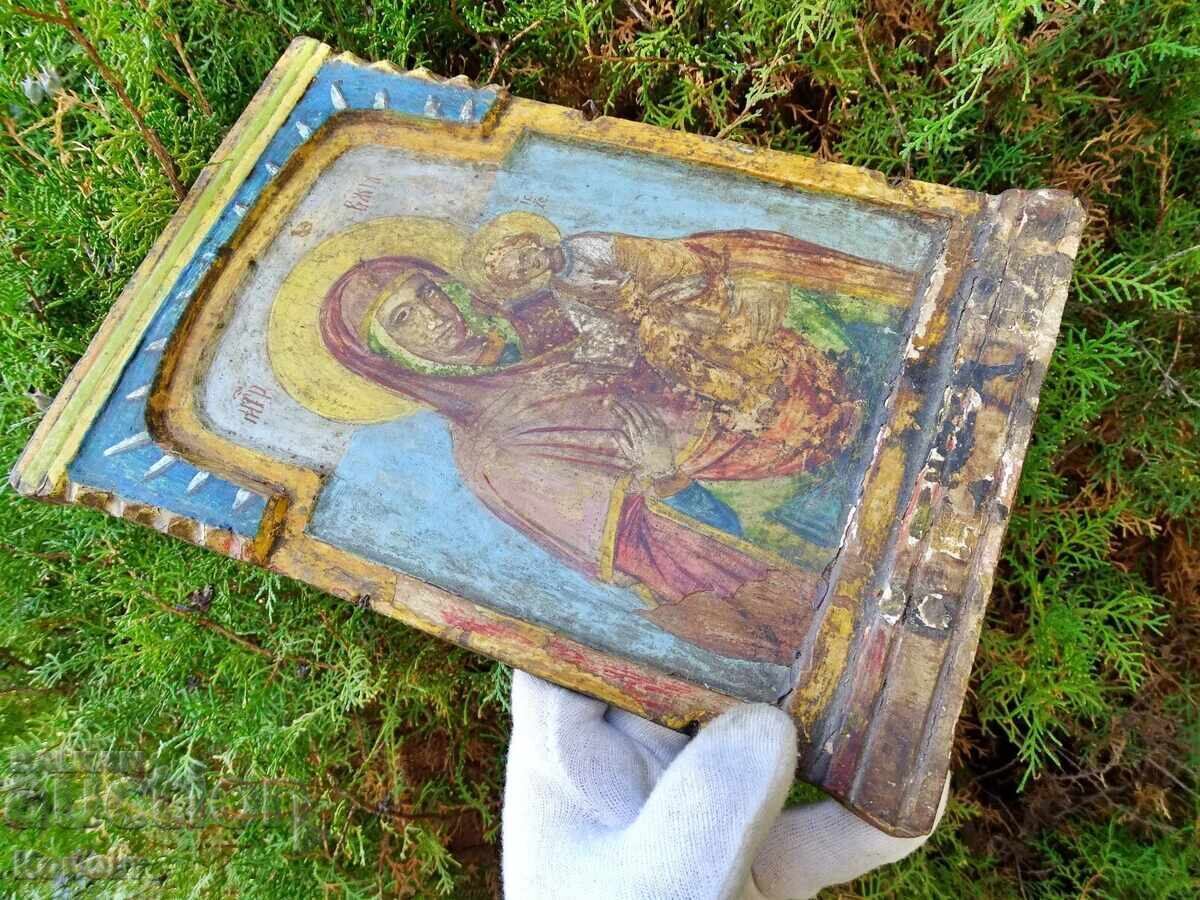 Auction  Old home icon - center of a triptych, 19th century