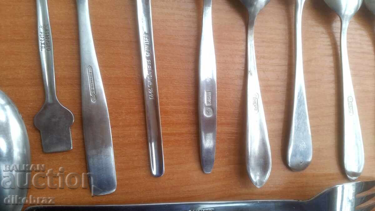 Delivery of 11 pieces of cutlery - from a penny