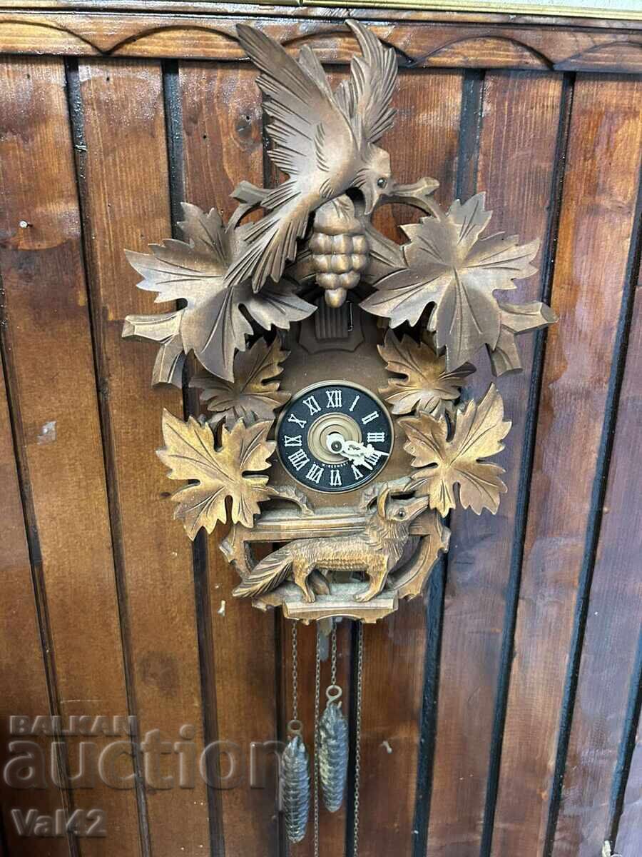 Delivery of German wooden cuckoo clock