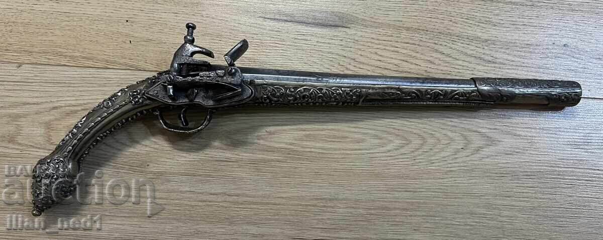 Flintlock gun Flintlock gun