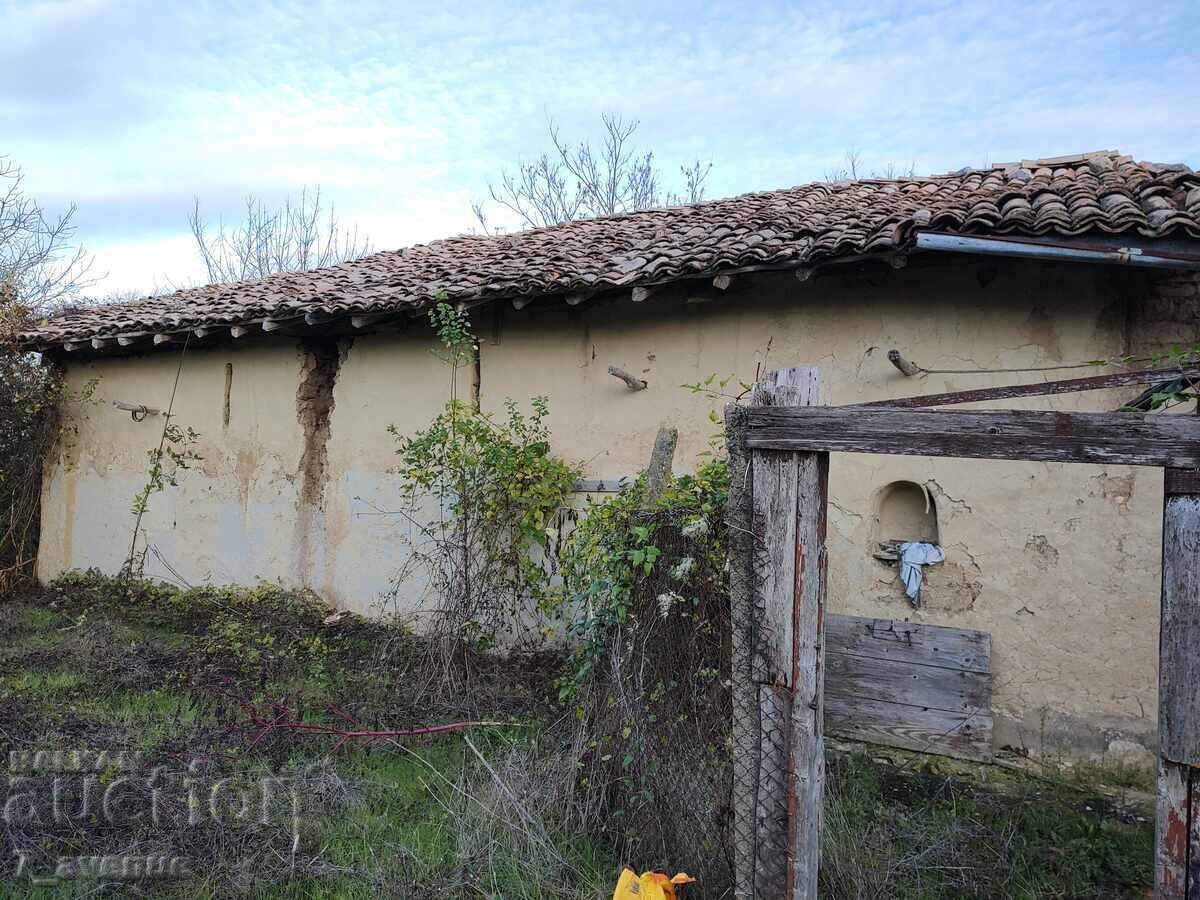 Brick, authentic brick building, 120 years old. 5.12.2025 - 5