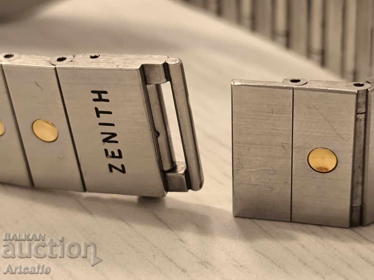 Delivery of Unisex Movado Zenith "Museum" watch with bracelet