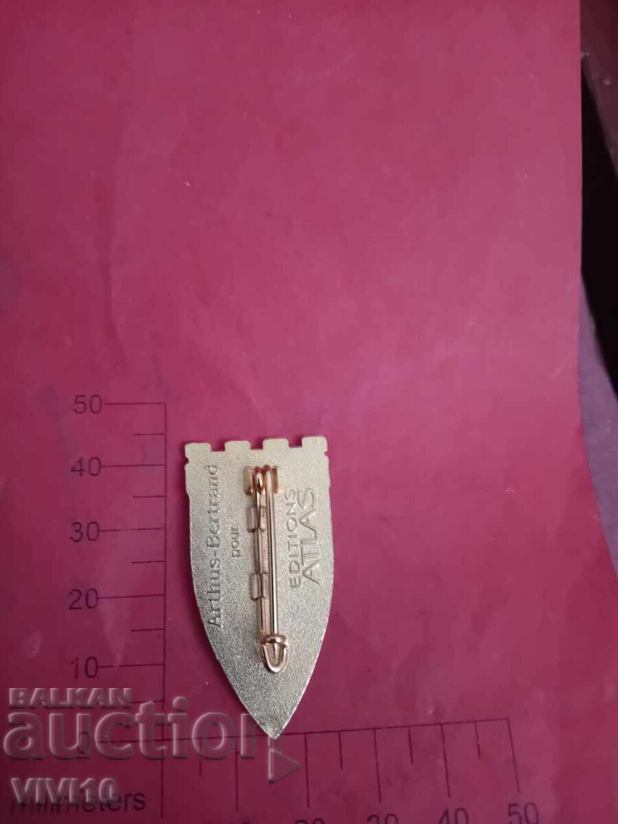 Antique Badge France with price 30.00 BGN | € 15.34