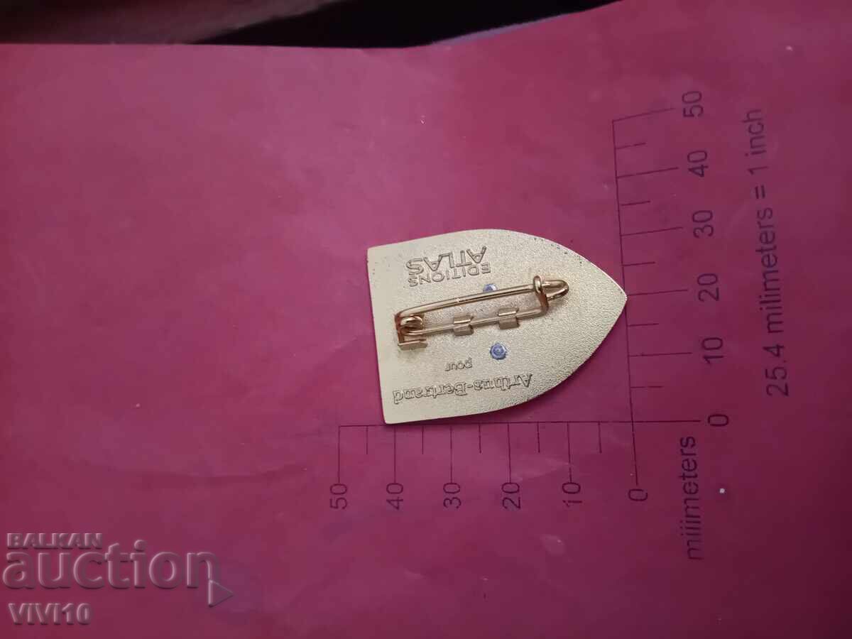 Antique Badge France with price 30.00 BGN | € 15.34 Antique Badge France with price 30.00 BGN | € 15.34