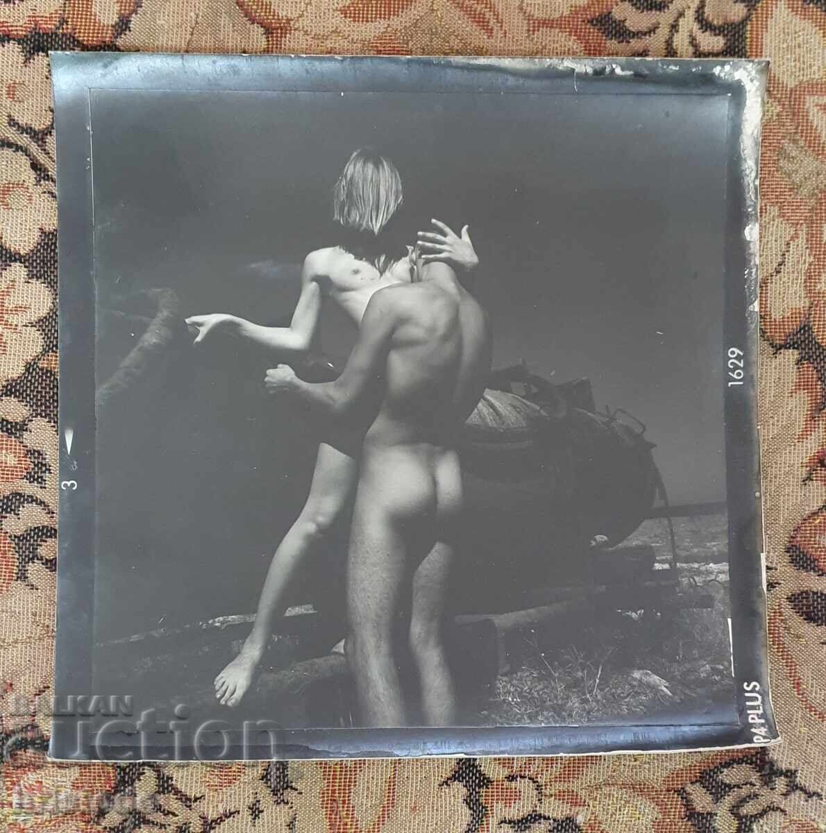 Ακτογραφία του Γερμανού φωτογράφου Helmut Newton