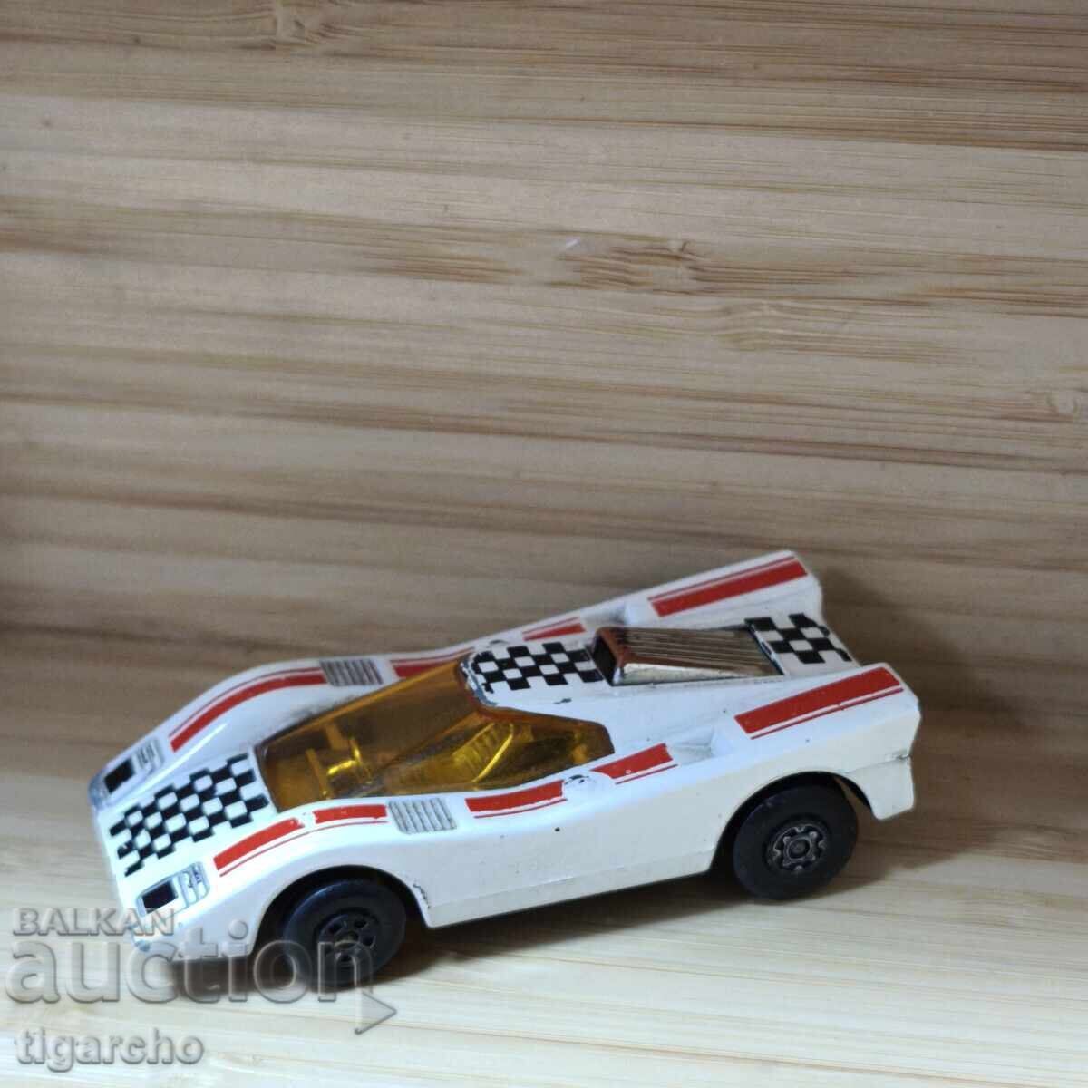 Количка matchbox England с цена 30.00 лв. | € 15.34 Количка matchbox England с цена 30.00 лв. | € 15.34