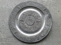 Μεταλλικό πιάτο-πάνω με διακοσμητικά