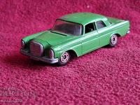 Matchbox-Βουλγαρία Mercedes 300 SE