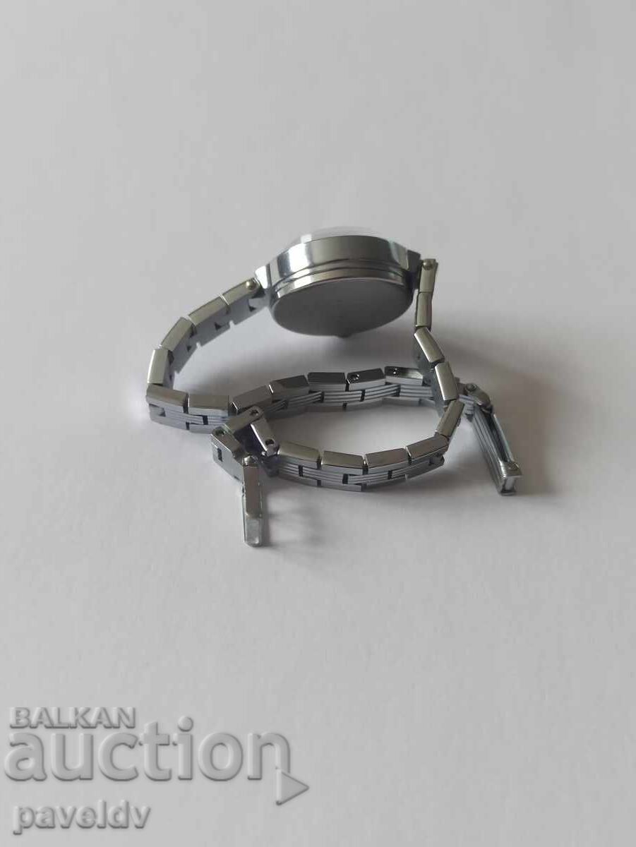 Παράδοση Ρωσικό γυναικείο ρολόι - Zarya - ΝΕΟ! Παράδοση Ρωσικό γυναικείο ρολόι - Zarya - ΝΕΟ!