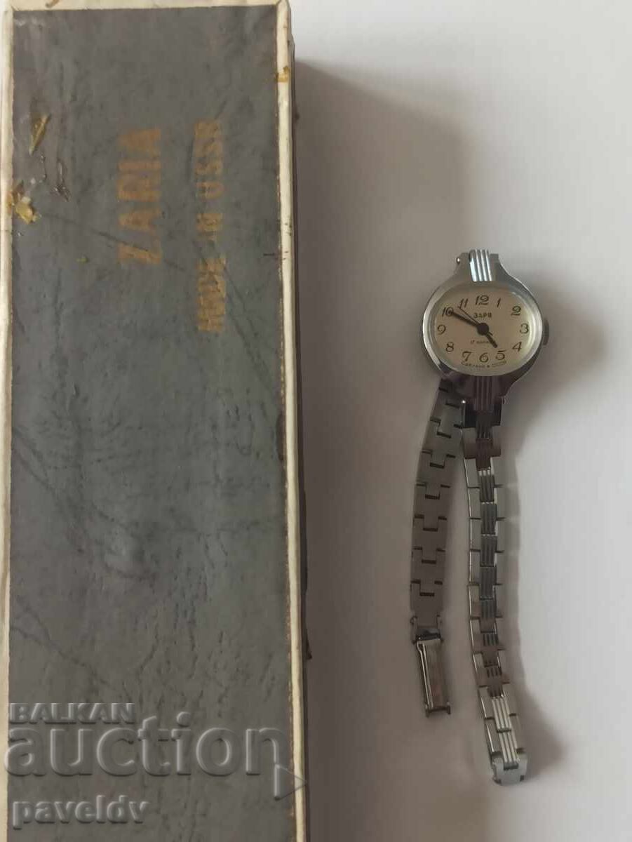 Ρωσικό γυναικείο ρολόι - Zarya - ΝΕΟ! Ρωσικό γυναικείο ρολόι - Zarya - ΝΕΟ!