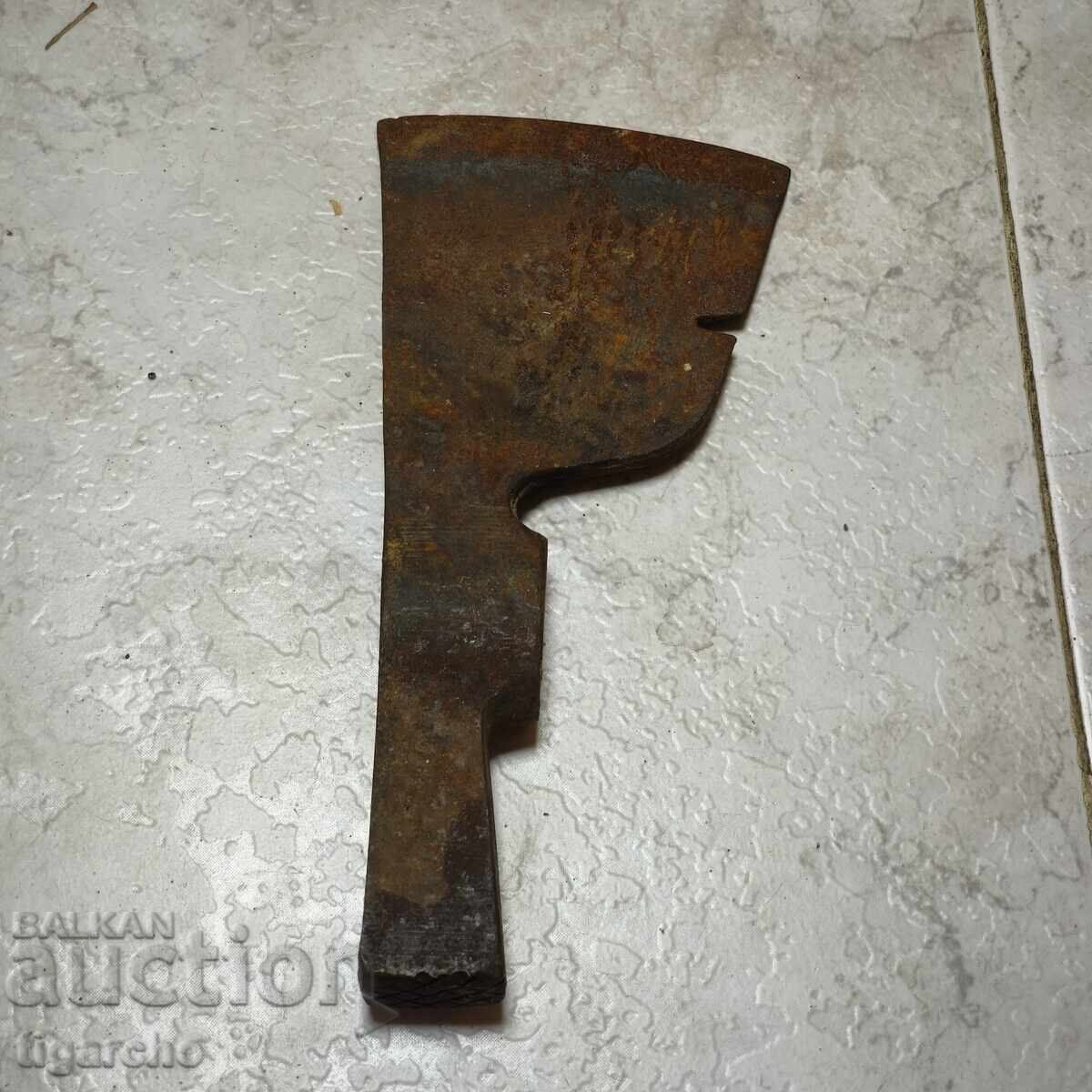 Аукцион Малка брадва Аукцион Малка брадва