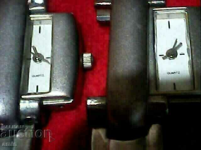 2 buc cu 4 sertare frumoase, baterii noi, interesante, functionale cu preț € 10.23 | 20.01 BGN