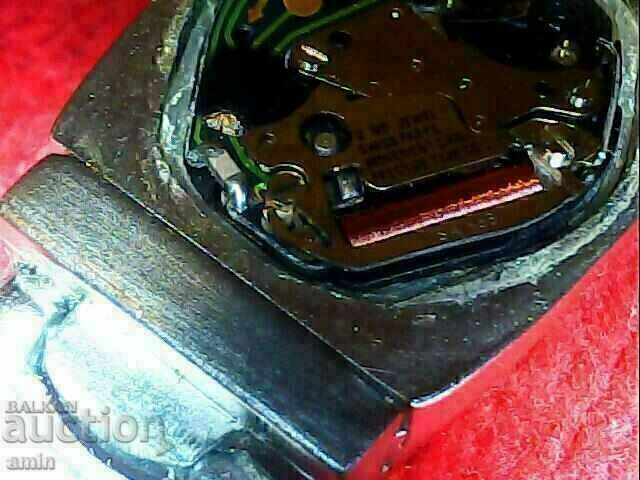 Παράδοση 2 τμχ πανέμορφα 4 συρτάρια, νέες, ενδιαφέρουσες, λειτουργικές μπαταρίες Παράδοση 2 τμχ πανέμορφα 4 συρτάρια, νέες, ενδιαφέρουσες, λειτουργικές μπαταρίες