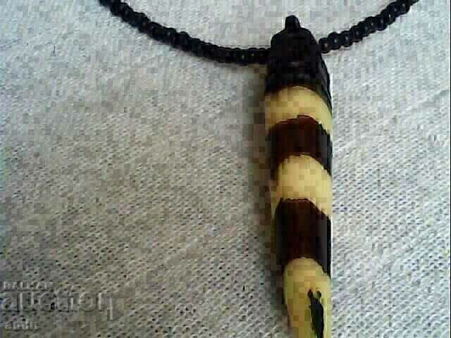 Licitație 2 BUC. coliere frumoase Licitație 2 BUC. coliere frumoase