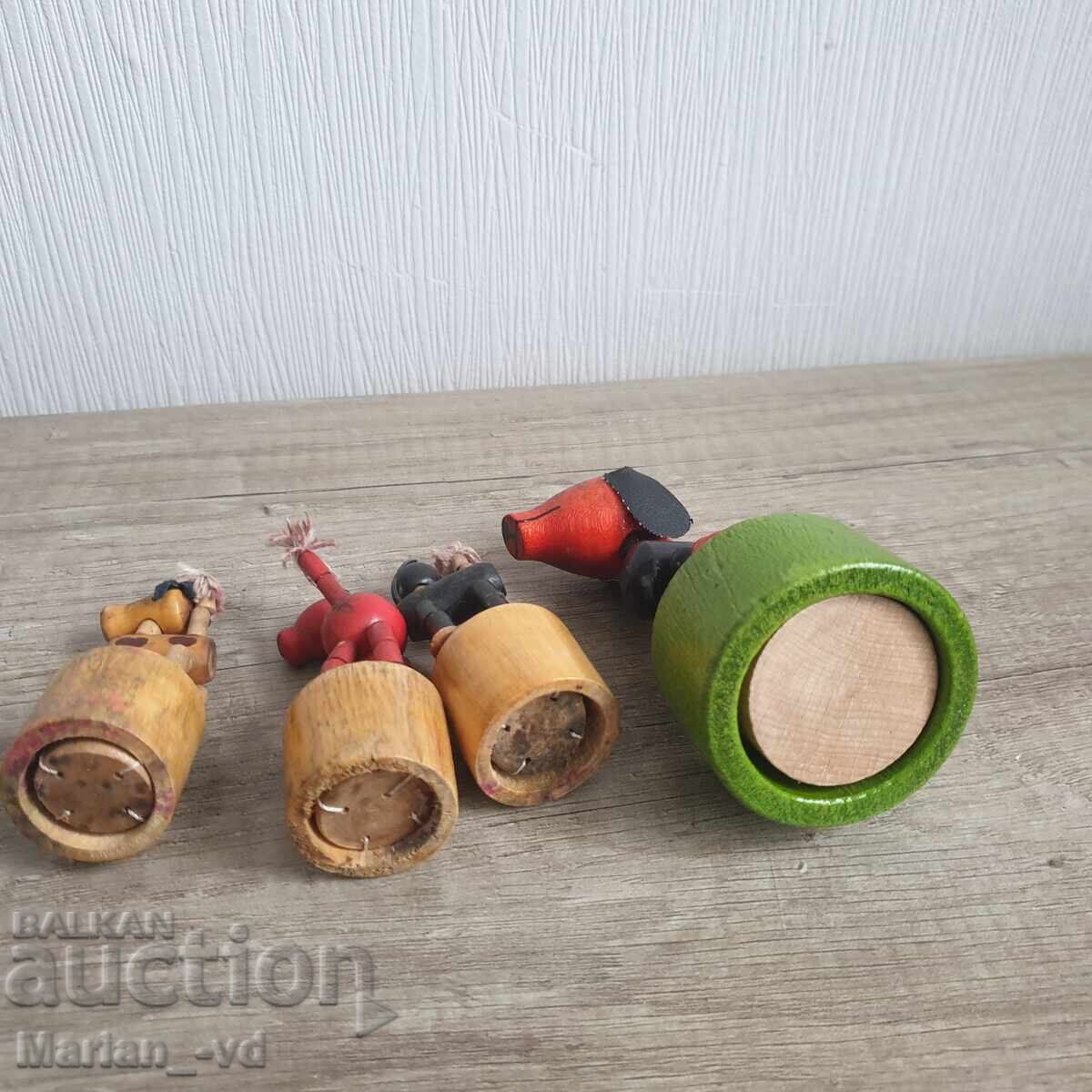 Ξύλινα πτυσσόμενα παιχνίδια χορού για ώθηση με τον αντίχειρα - 4 τεμάχια - 6