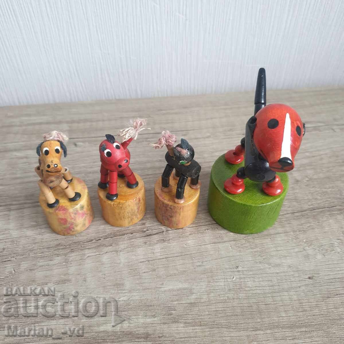 Ξύλινα πτυσσόμενα παιχνίδια χορού για ώθηση με τον αντίχειρα - 4 τεμάχια