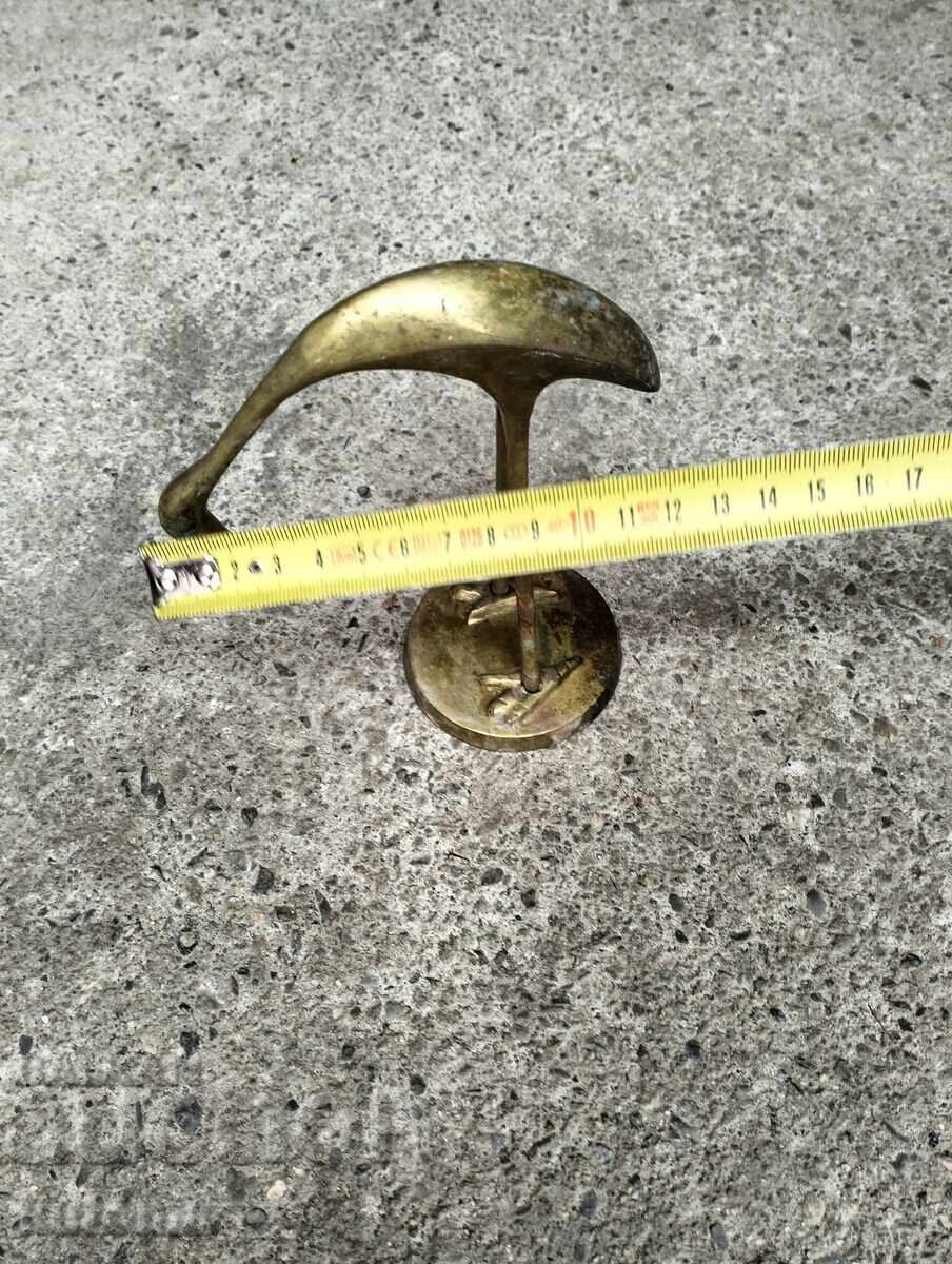 Livrarea Pasăre de bronz