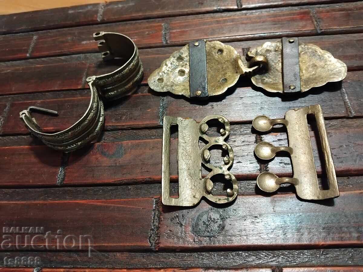 Delivery of Lot of buckles and hryvnia Delivery of Lot of buckles and hryvnia