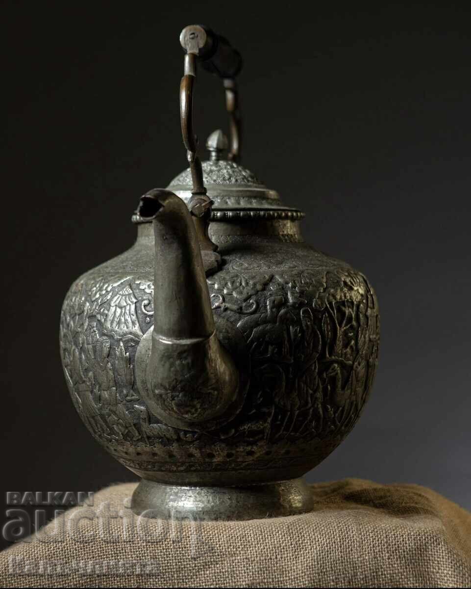 Огромна персийска кана за вода с цена 2500.00 лв. | € 1278.23 Огромна персийска кана за вода с цена 2500.00 лв. | € 1278.23