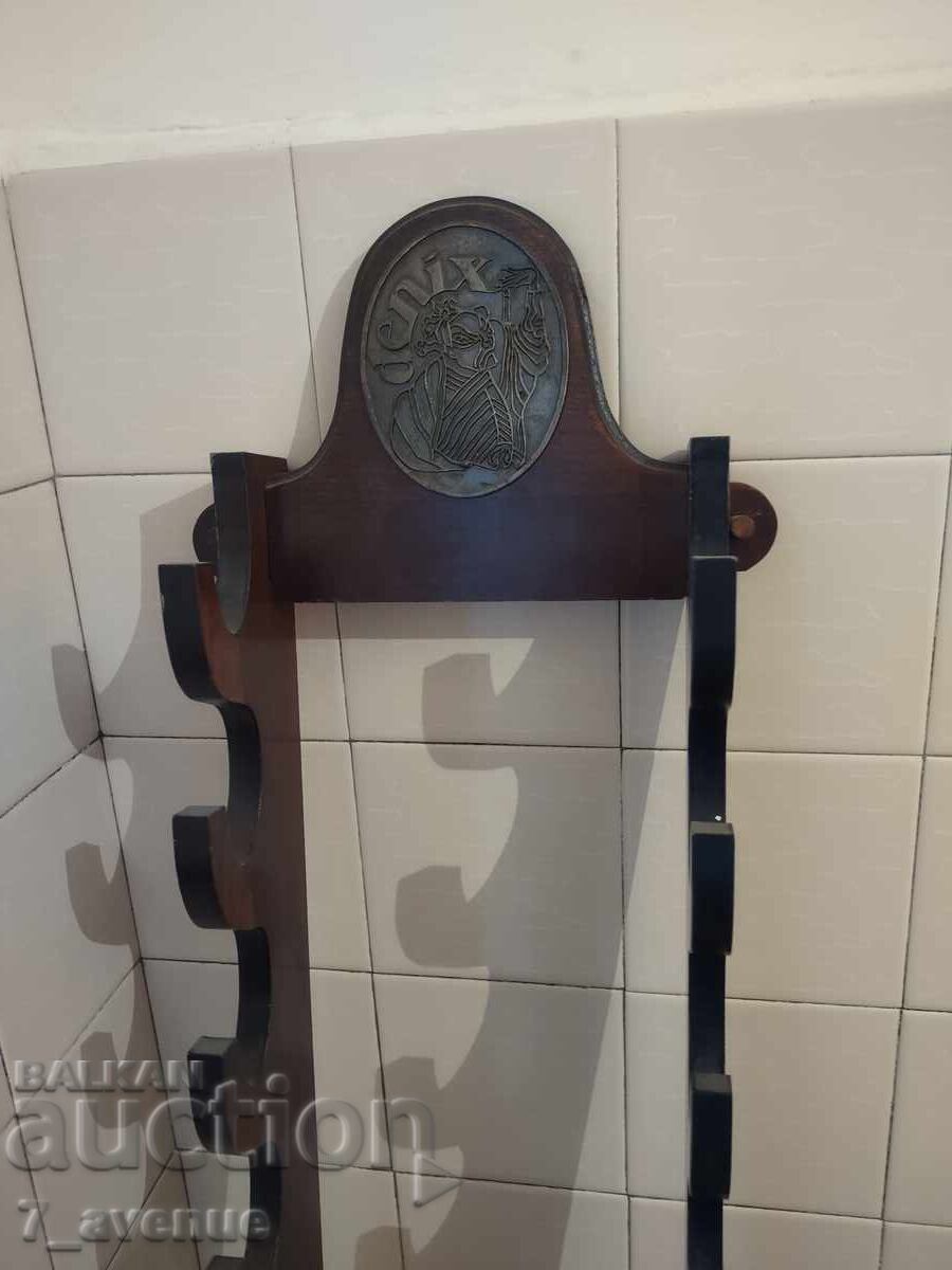 Много качествена, изпипана стойка за саби, мечове, 6.12.2025 Много качествена, изпипана стойка за саби, мечове, 6.12.2025