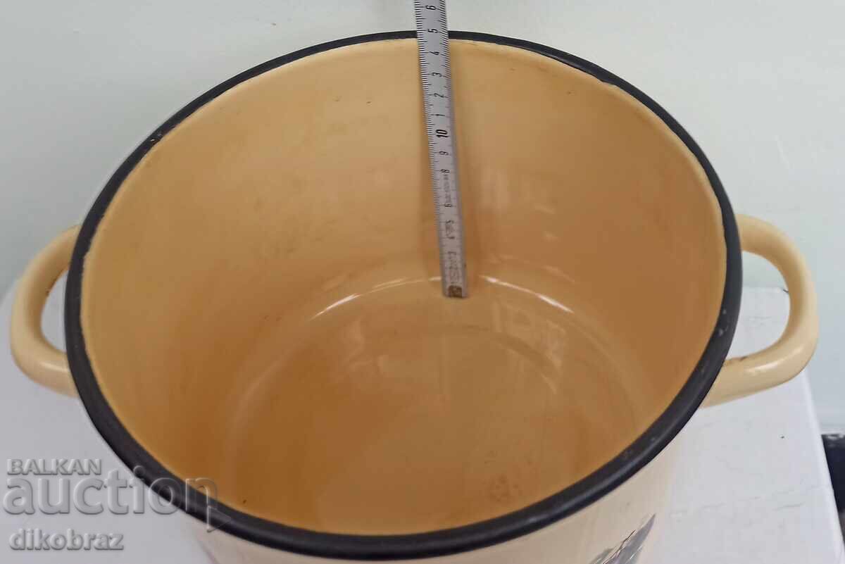 Licitație Oală emailată de uz casnic 4 litri - de la un ban Licitație Oală emailată de uz casnic 4 litri - de la un ban