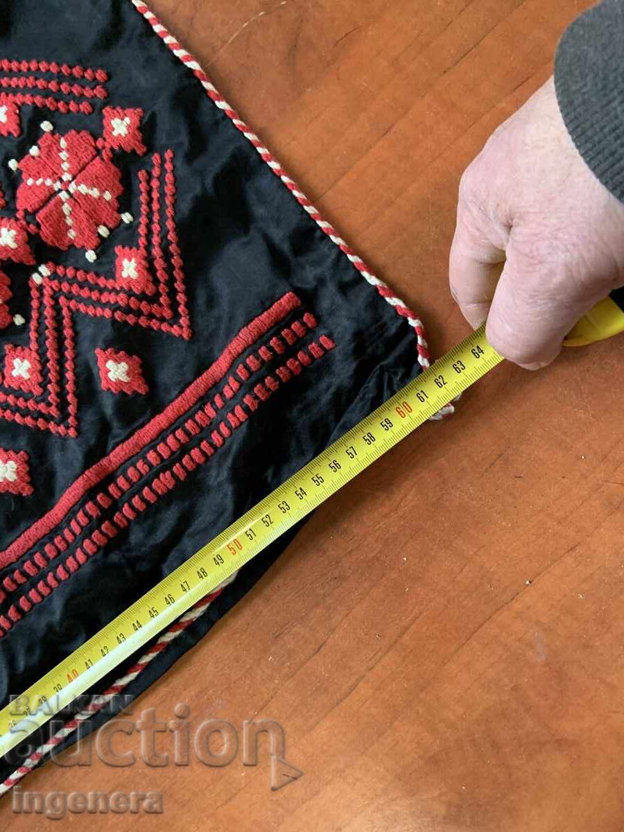 Delivery of Handmade Embroidered Pillowcase, Ethnic, Folklore Delivery of Handmade Embroidered Pillowcase, Ethnic, Folklore