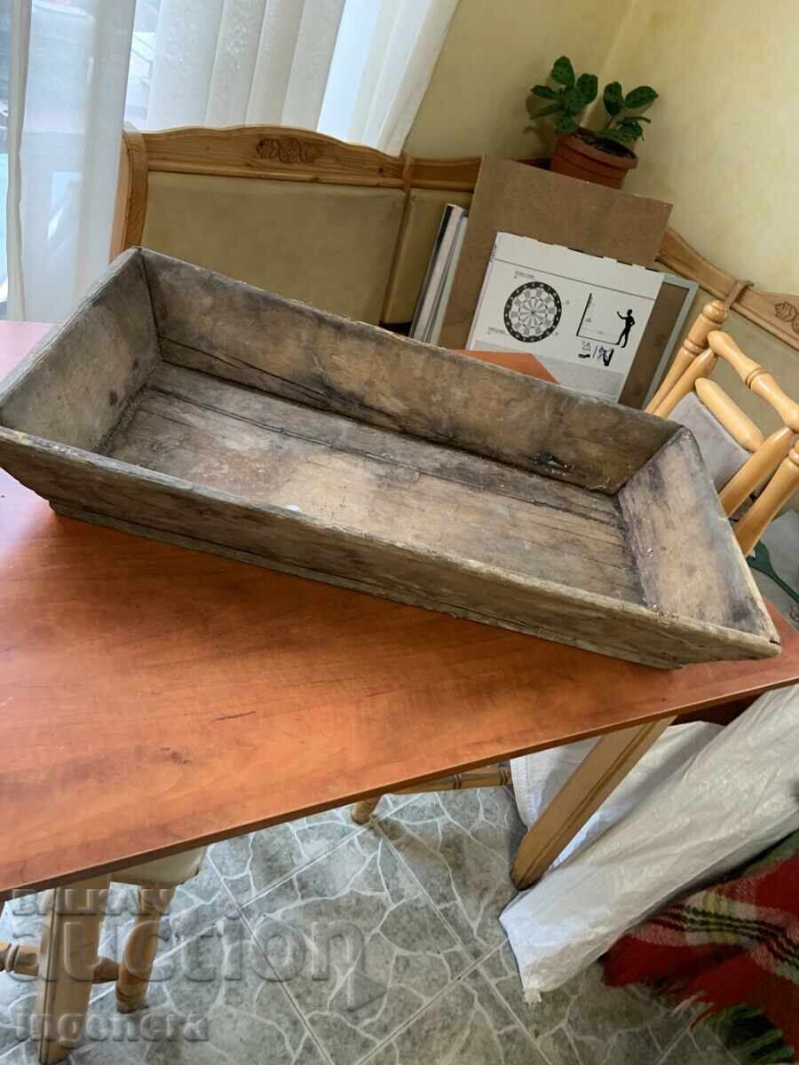 КОРИТО ДЪРВЕНО СТАРИННО КОПАНЯ НОЩВА НА СВЕКЪРВАТА с цена 29.00 лв. | € 14.83 КОРИТО ДЪРВЕНО СТАРИННО КОПАНЯ НОЩВА НА СВЕКЪРВАТА с цена 29.00 лв. | € 14.83