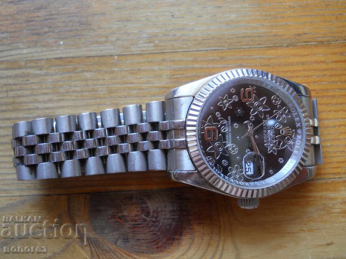 Ceas - automat "Rolex Datejust" (placat cu aur) cu preț 350.00 BGN | € 178.95 Ceas - automat "Rolex Datejust" (placat cu aur) cu preț 350.00 BGN | € 178.95