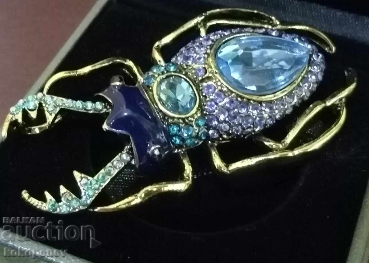 Брошка с цена 0.01 лв. | € 0.01 Брошка с цена 0.01 лв. | € 0.01