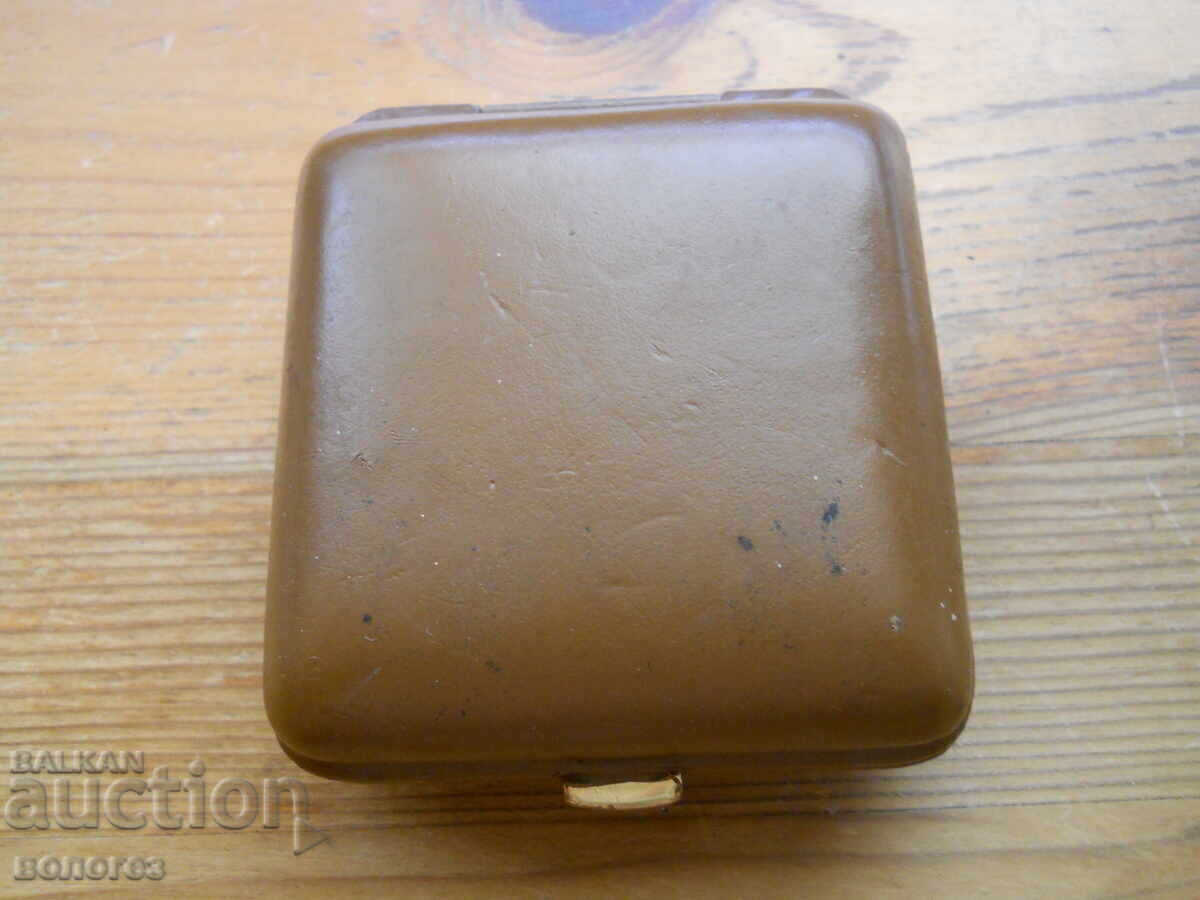 Доставка на Старинен будилник "Mauthe" Германия - работи Доставка на Старинен будилник "Mauthe" Германия - работи