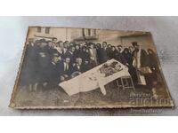 Снимка Погребална церемония с духовно лице 1944