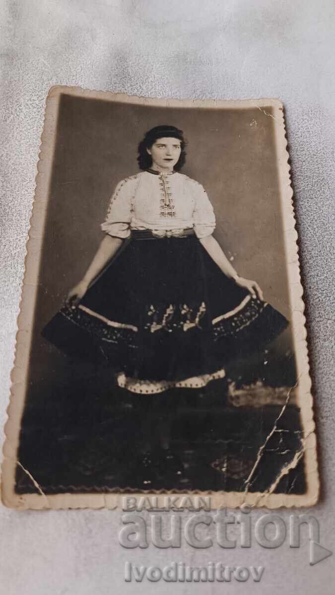 Φωτογραφία Νεαρό κορίτσι Φωτογραφία Νεαρό κορίτσι